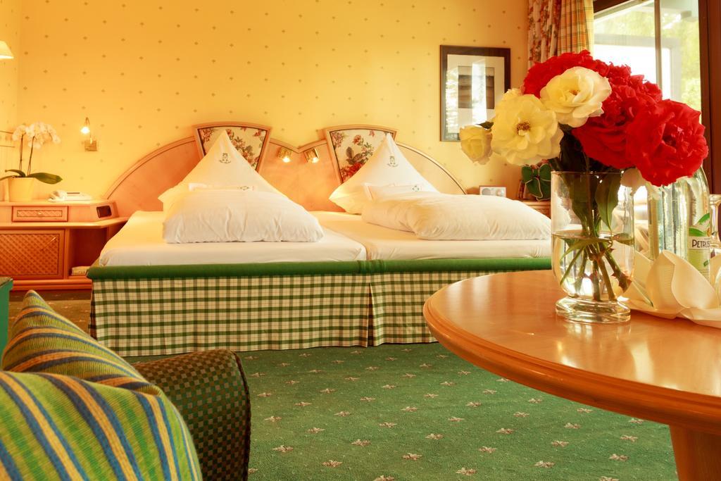Garden-Hotel Reinhart Prien am Chiemsee Room photo
